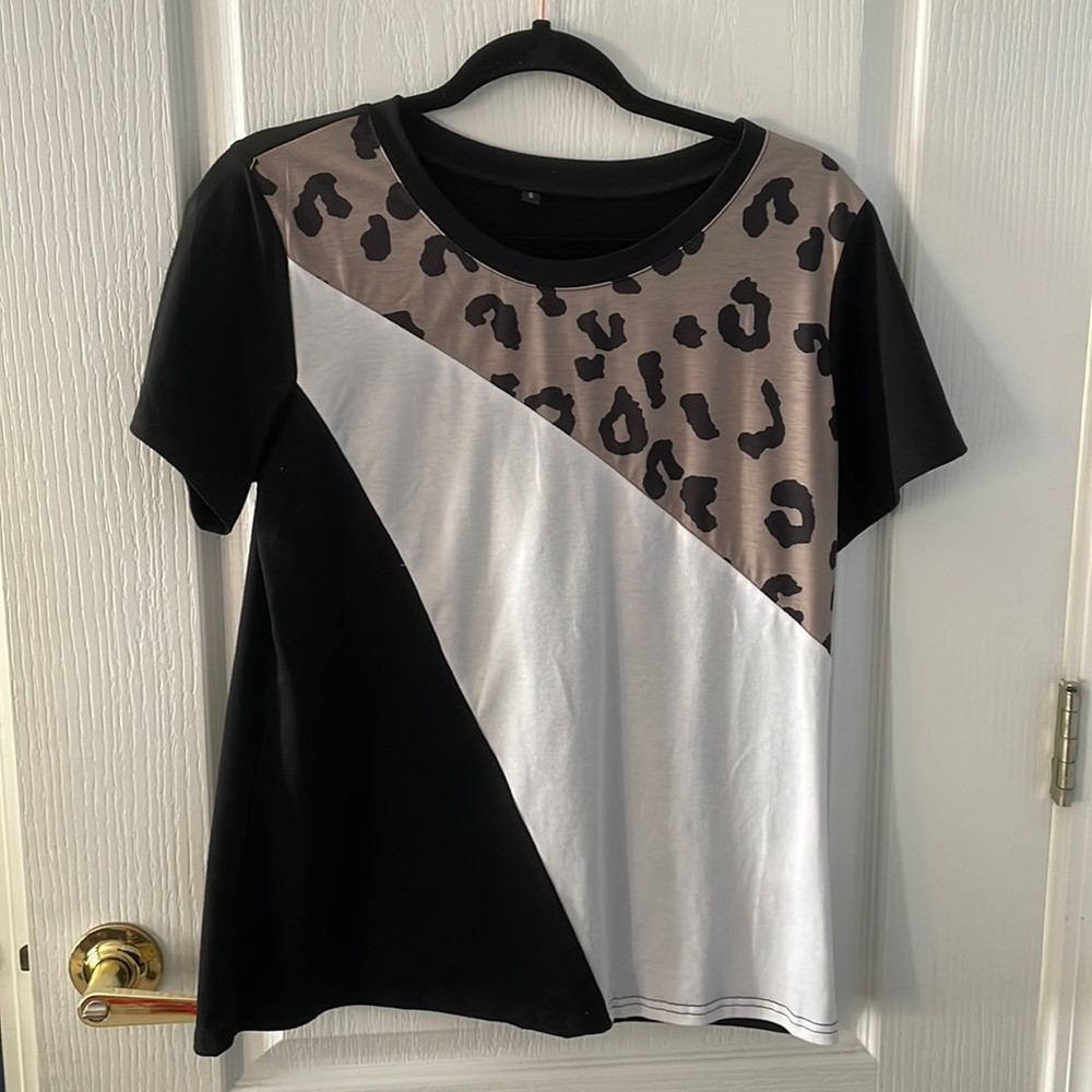 Women Short Sleeve T-Shirts Round Neck Color Block Tops Causal Tunic Blouses